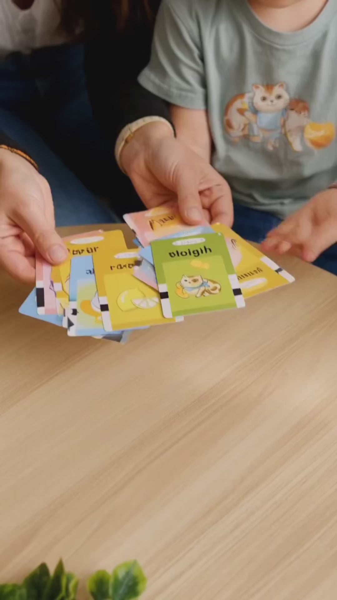 Juego de Tarjetas Interactivas Bilingüe